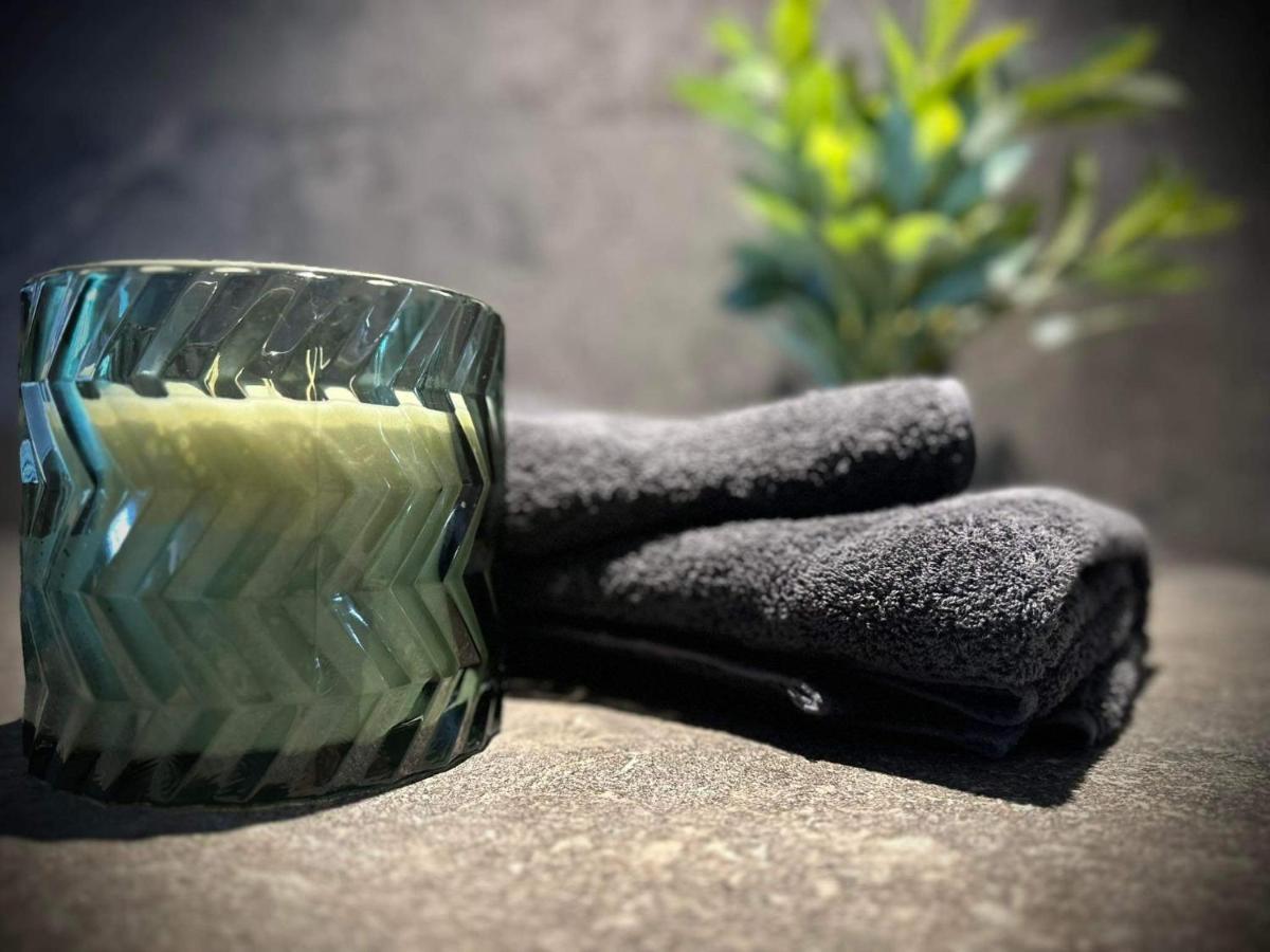 L'Odyssee Spa Seclin Buitenkant foto