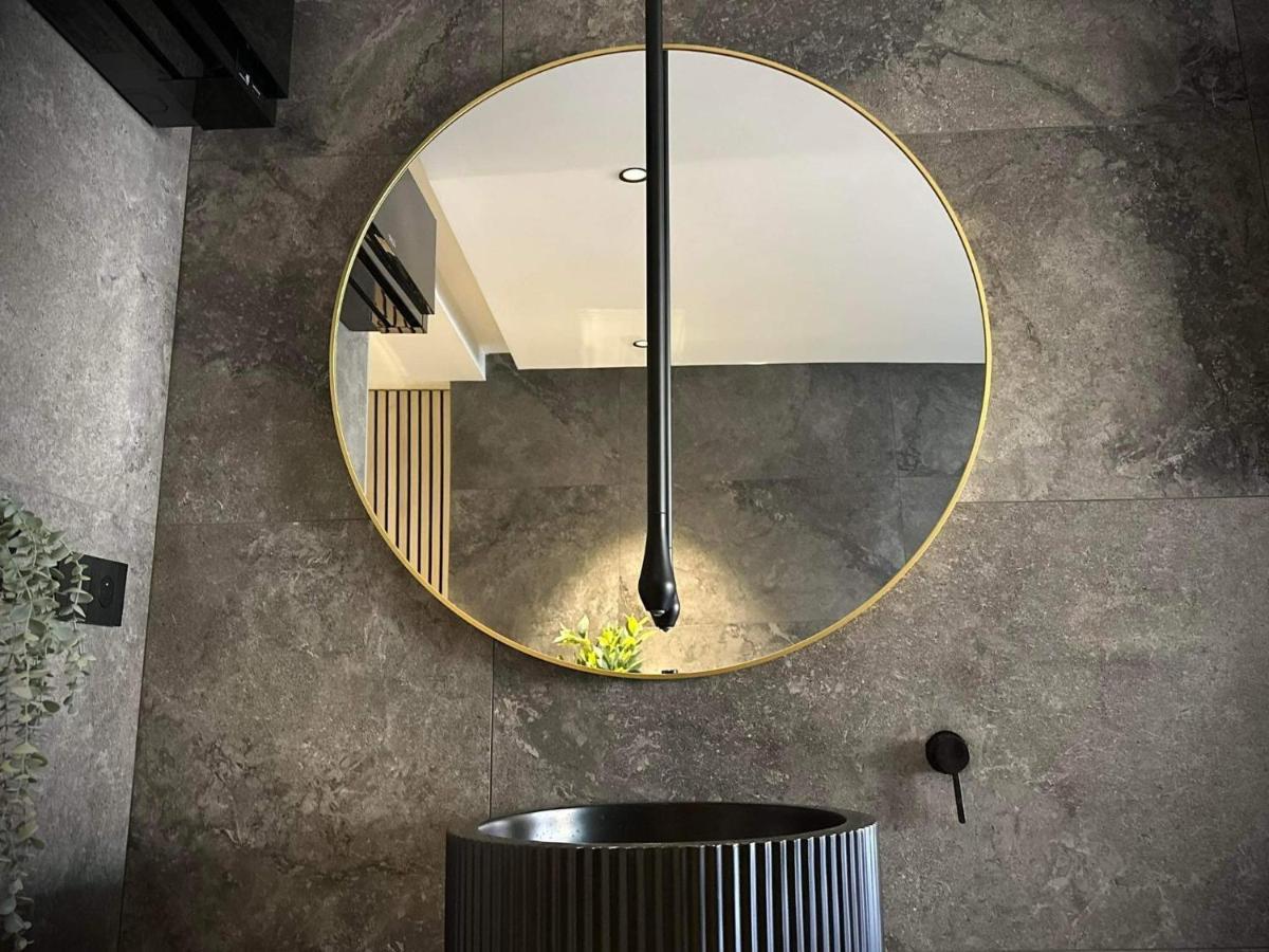 L'Odyssee Spa Seclin Buitenkant foto